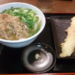 讃岐うどん 幅屋 - 肉うどんと、ちくわ天