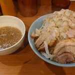 Ramen Boo Boo Tarou - ラーメン小＋つけ麺＋煮玉子（ヤサイマシ・アブラマシ）