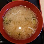 屋台居酒屋 大阪 満マル - みそ汁
