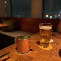 ザ タヴァン グリル＆ラウンジ - 