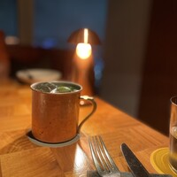 ザ タヴァン グリル＆ラウンジ - 