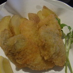 麦酒庵 - オイスターフライ・チップス９５０円