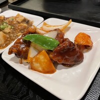 味の中華 羽衣 銀座本店 - ヒレ肉の酢豚