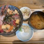 海鮮丼 丸喜 - 