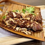 四川 郷土菜 シャンバァロウ - ラム肉の串焼 クミンスパイス 1本250円