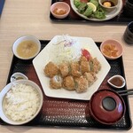 大戸屋ごはん処 - 