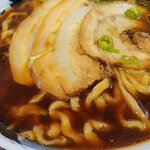 超多加水純手打ち麺 仁しむら - チャーシューもビューってことねルパン