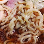櫻井中華そば店 - 麺アップ