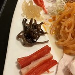 ほんのちょっと - 木耳やクラゲ,カニカマなど