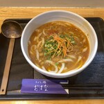 Udondokoro Ohana - カレーうどん(880円)