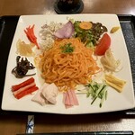 ほんのちょっと - 5種の麺と6種のタレが選べる冷やし中華1100円大盛無料