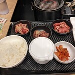 焼肉 ぎゅーとん - 