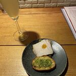 リトロボ - お通し、ブスケッタとハム