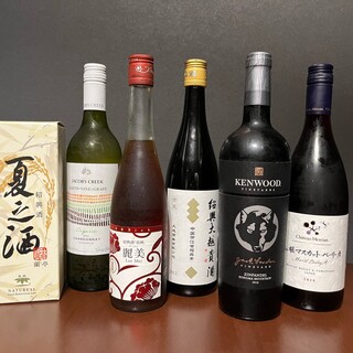 搭配料理的酒是以绍兴酒为代表的精品阵容