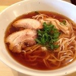 麺商人 - 煮干し中華そば600円
