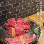 炭火焼肉 牛が如く - 