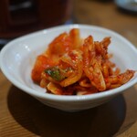 炭火焼肉ホルモンさわいし - キムチ