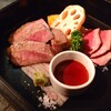 香季庵 - 料理写真:厳選牛ステーキと牛ランプ肉たたき