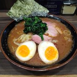 神田ラーメン わいず - 「玉子ラーメン」1030円