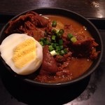 木村屋本店 - もつ煮込み定食 ¥650 のもつ煮込み