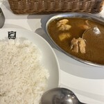 カレーの店 ボンベイ 本店 - インドカレー