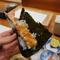 天婦羅 みやしろ - 海老天海苔巻き