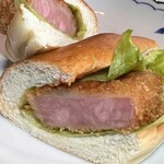 ずんちゃんパン - 厚さ2センチ程もあるハムカツ！サクッと歯の入る食べ易いハムカツに甘めのソースがベストマッチ