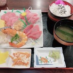 しなの珈琲店 - お刺身定食