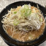 味噌屋 雷門 - 北海道みそらーめん（野菜増し）