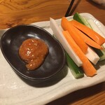 卓上レモンサワー＆ハイボール 焼鳥食べ放題 乾杯500酒場 新橋店 - 