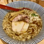 焼きあご塩らー麺 たかはし - 背脂醤油らー麺