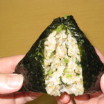 ごはん処米のカタオカ - 人気商品のひとつ玄米おにぎり