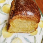 na - 卵色ブリオッシュ