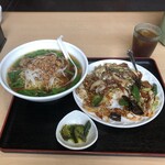 温馨 - 料理写真:台湾ラーメン＋回鍋肉飯セット　R5.5.23