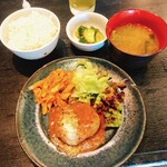 ITSUKI - ランチ
                      ラムハンバーグ定食
