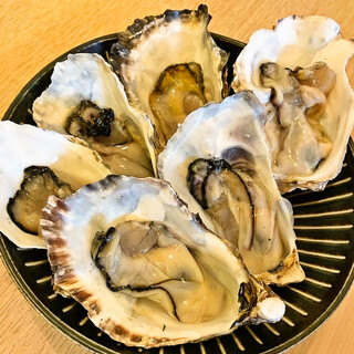 [9/1~] Weekdays only raw Oyster (1 year old from Setouchi) All you can eat 580 yen