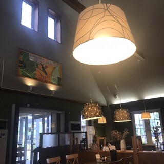 深山のカフェ食堂_2