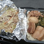 秀味園 - '13, Sep　焼き米粉と魯肉飯