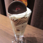 ピエール マルコリーニ - マルコリーニ マロン パフェ(\1,575-)