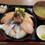 海鮮食堂 さばや - 大切りビンチョウ鮪としめさば丼