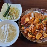 四川居酒屋 パンダ - 麻婆カツ丼定食@1,000