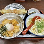 因幡うどん - 鶏天丼 ハーフうどんセット、ちくわ天