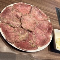 焼肉うしごろ 新宿三丁目店 - 