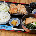 うどん屋 山善 - とりの唐揚げ定食