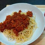 Kafesonido - お肉ゴロゴロのミートパスタは、お野菜嫌いのお子様でも食べられちゃうくらい美味しいよ！