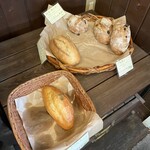 boulangerie montagne - サイズもお値段も手頃な草津で人気のパン屋さんです！