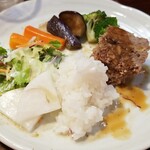 キッチン ブルー グローブ - 最後はお新香も添える