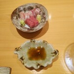 鮨 熊 - 造り（長崎のカンパチ、長崎壱岐のめだい、宮城県塩釜港本マグロ赤身）