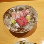 鮨 熊 - 造り（長崎のカンパチ、長崎壱岐のめだい、宮城県塩釜港本マグロ赤身）