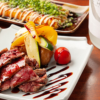 看板メニュー多数！カジュアルに楽しめる鉄板焼きをぜひ